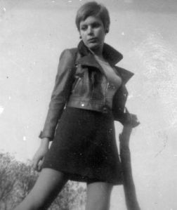 1960s-mini-skirt